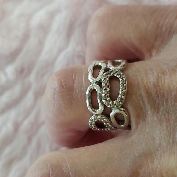 Pandora - "Circle of Friends" - RETIRED - Picture 5 of 12